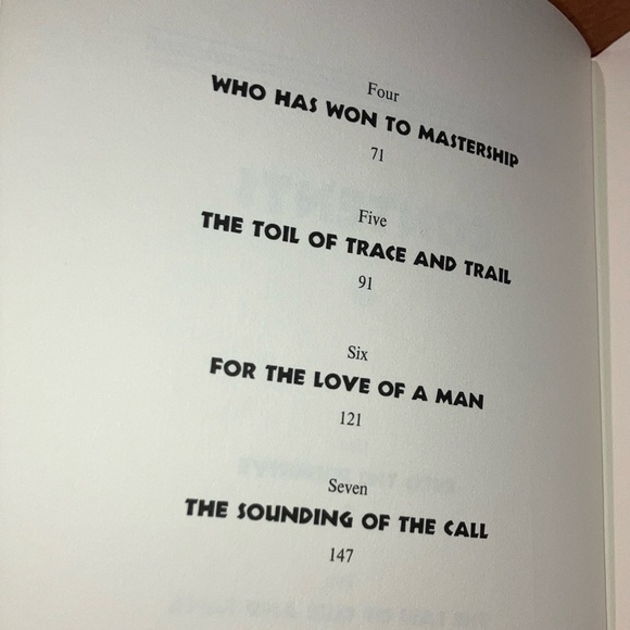 Book: Red Leather Bound 'The Call of the Wild' by Jack London Book - Picture 11 of 16